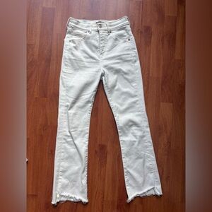 Women's White Frayed Hem Jeans